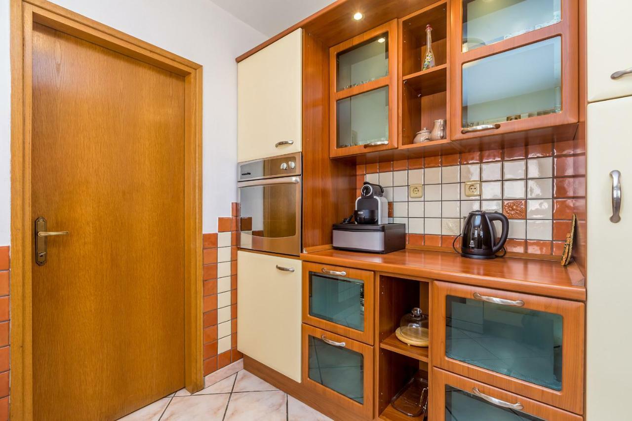 Apartment Karmel Viskovo ภายนอก รูปภาพ