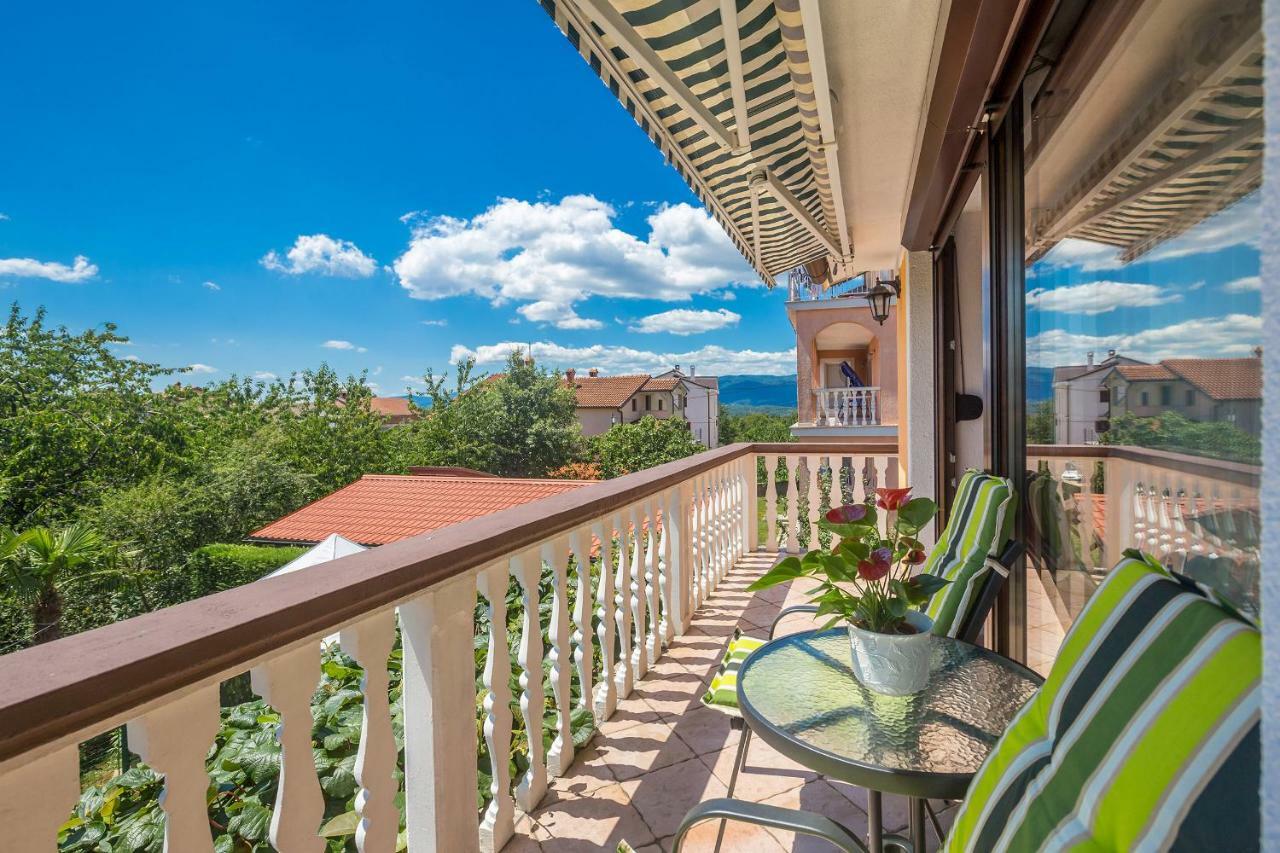 Apartment Karmel Viskovo ภายนอก รูปภาพ